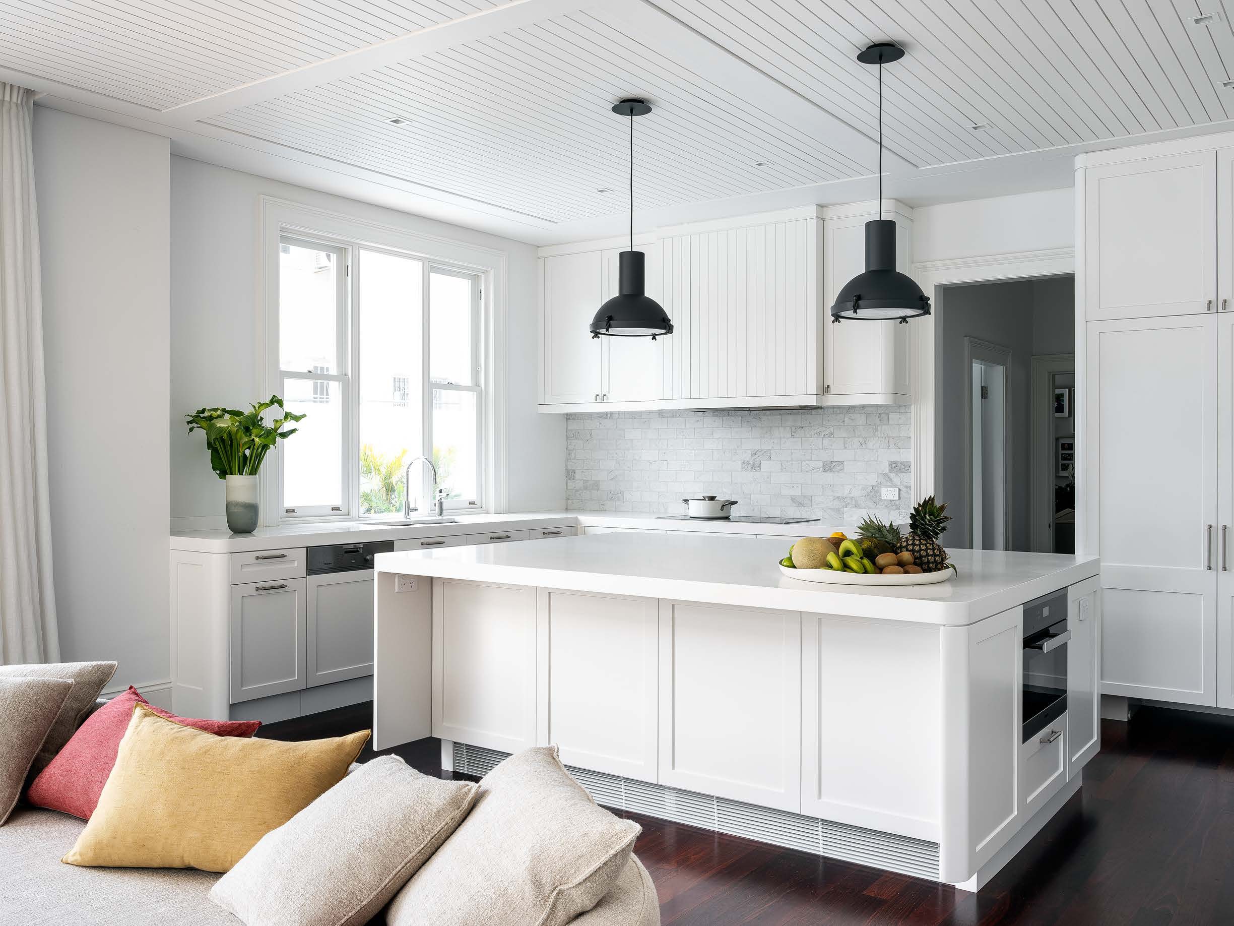 Rose Bay House — image 4